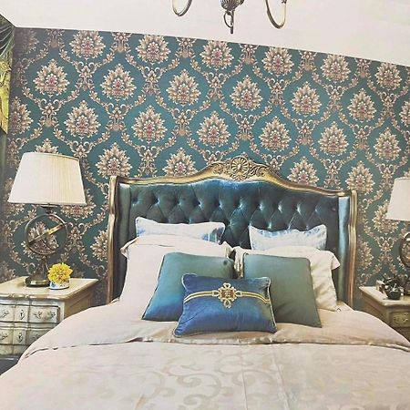Luxury Hotel T&L Cam Pha Bagian luar foto