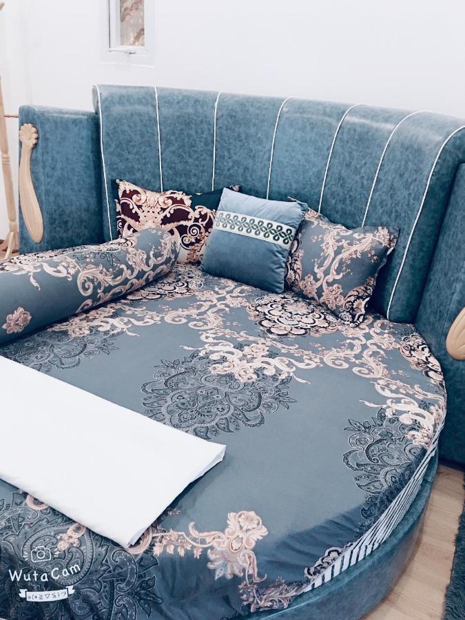Luxury Hotel T&L Cam Pha Bagian luar foto